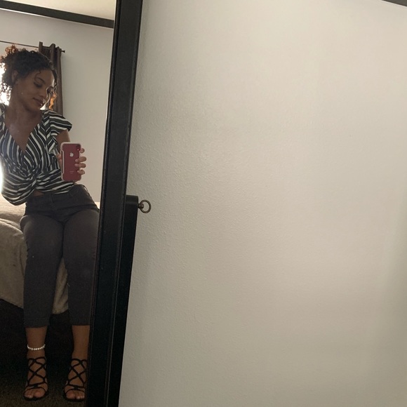 Meet your Posher, Brit - Picture 1 of 1